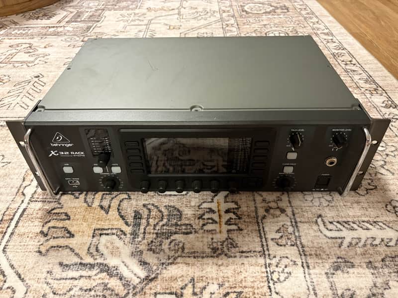 Behringer X32 Rack 40-Input 25-Bus Rackmount Digital Mixer