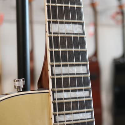 Gretsch G5220 Electromatic Jet - Laurel Fingerboard, Casino Gold image 8