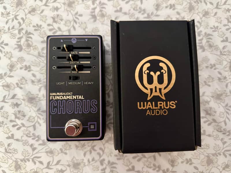 Walrus Audio Fundamental Chorus