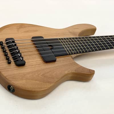 UNICORN BASS short scale PURE ART 6 STRING 2024 - natural image 14