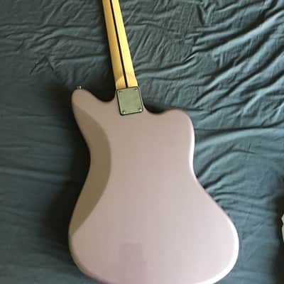 Revelation RJT60B/LH Burgundy Mist image 4