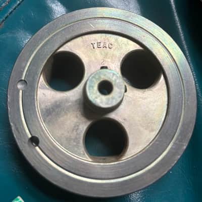 TEAC A-3340S 1/4" 4-Track Reel to Reel Tape Recorder 1970s - Silver image 2