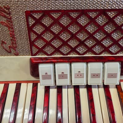 Immagine Scandalli 17" keyboard 3/4 reed auto bellows closure - 3