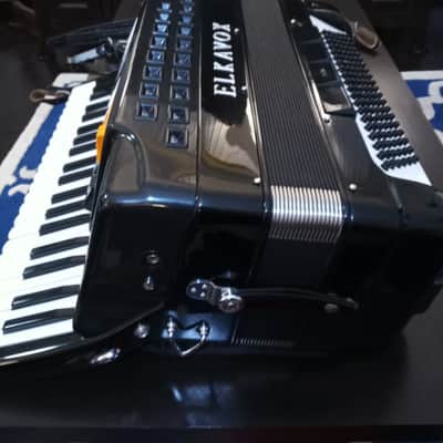 3722 - Elka Elkavox 77 Imperial Piano Accordion image 6