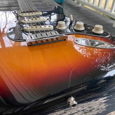 Fender American Stratocaster 2001 - Sunburst image 5