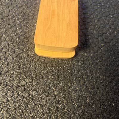 Roasted Maple Guitar Neck, Fits Strat Style, 9.5 radius, half paddle, BLOCK inlay image 4