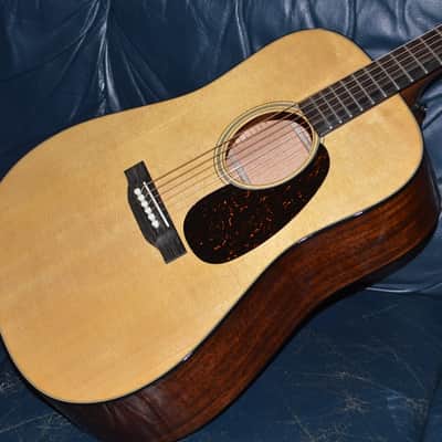 Martin D-18 Gloss 2026 - Gloss Natural image 4