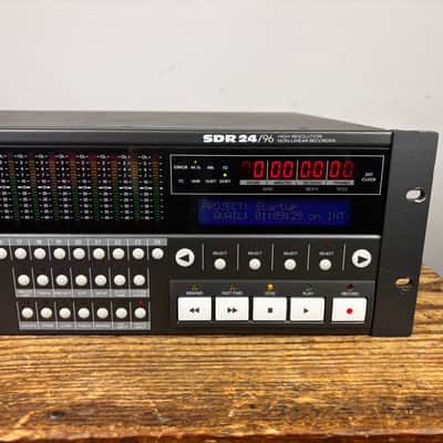 Mackie SDR24/96 24-Track 24-Bit Digital Audio Hard Disk Recorder image 4