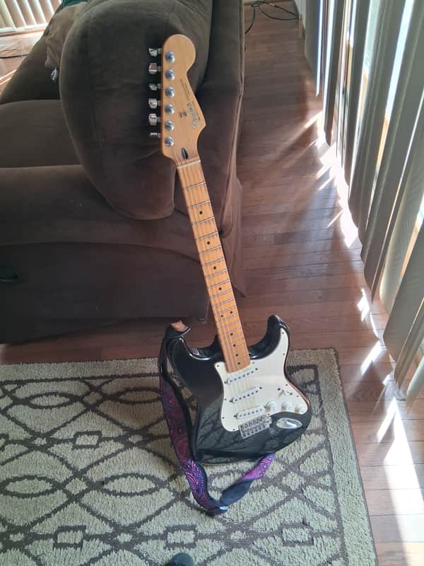 Fender Standard Stratocaster 1998 - 2005 | Reverb