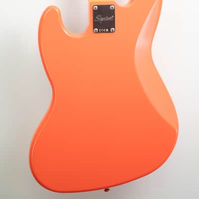 Squier Classic Vibe 60s Jazz Bass Tahitian Coral image 8