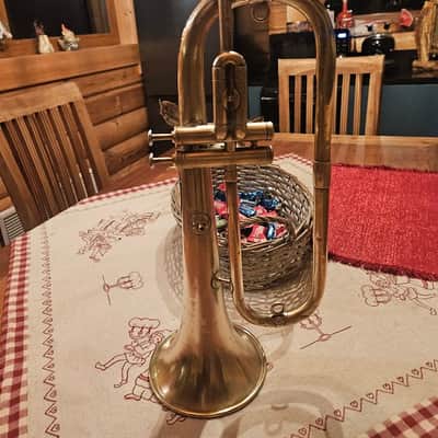 Couesnon Military Signal Trumpet, 1924 image 2