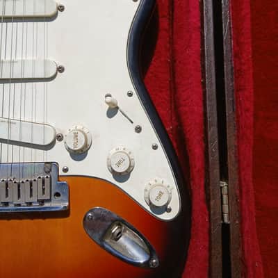 Fender Strat plus 1993 - Sunburst image 5