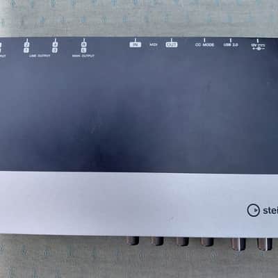 Steinberg UR44 6x4 USB 2.0 Audio Interface with MIDI I/O 2010s - Silver/Black image 6