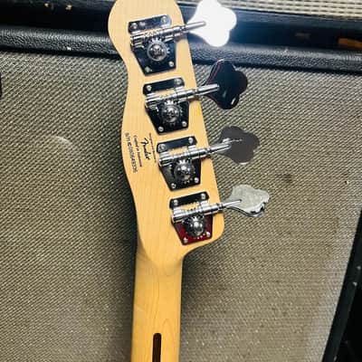 Squier Vintage Modified Precision Bass TB 2008 - 2012 - 3-Color Sunburst image 4
