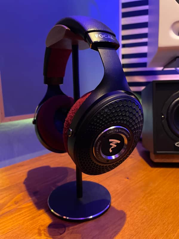 Focal Clear Mg Professional - Mint Condition image 1