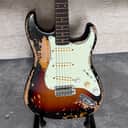 Fender Mike McCready Signature Stratocaster 3 Color Sunburst Relic