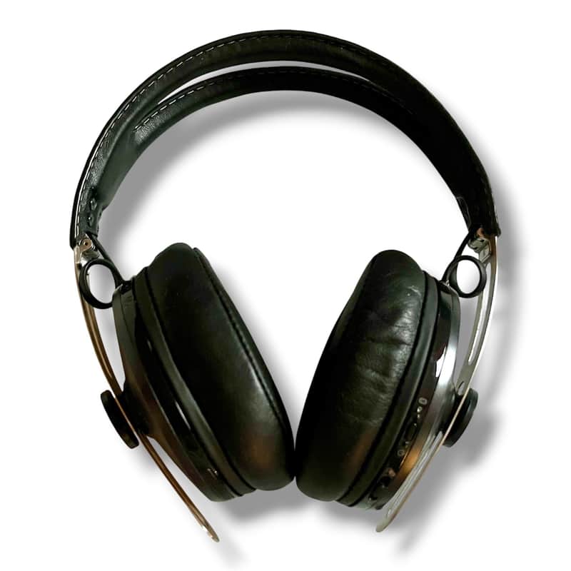 Sennheiser M2-OEBT-BLK Momentum 2 On-Ear Closed-Back Bluetooth Headphones 2010s - Black image 1