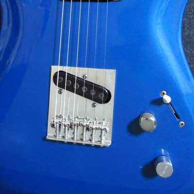 1989 PEAVEY GENERATION STANDARD TELE STYLE GUITAR WITH GATOR HARDSHELL CASE MADE IN THE USA!!! image 4