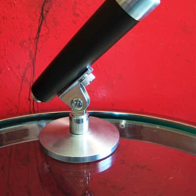 Vintage 1960's Roberts 3811 model dynamic microphone w original stand NEEDS CABLE image 1