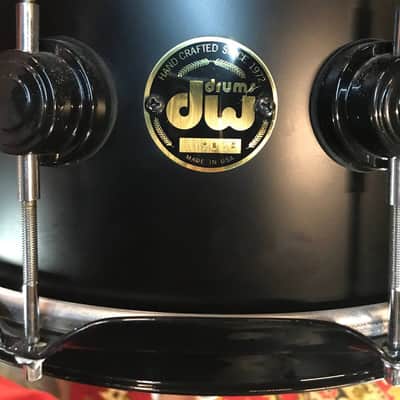 DW Collector's Series   drum set  double bass 24 matte black image 16