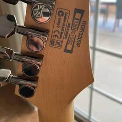 Ibanez RGR320SP-BK Standard 2012 - 2013 - Black image 3