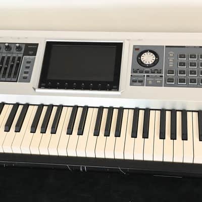 Roland Fantom G8 88-Key Keyboard Workstation CG01RY1 image 3