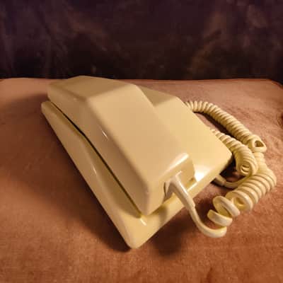 Vintage Lo-Fi Telephone Microphone image 3