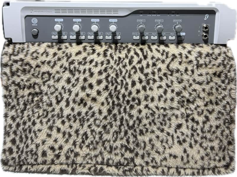 Avid Digidesign 003 Rack FireWire Audio Interface with Pro Tools LE Software 2015 - Blond and Black image 1
