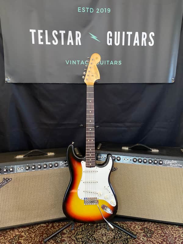 1966 Fender Stratocaster - Sunburst. Excellent Condition. image 1