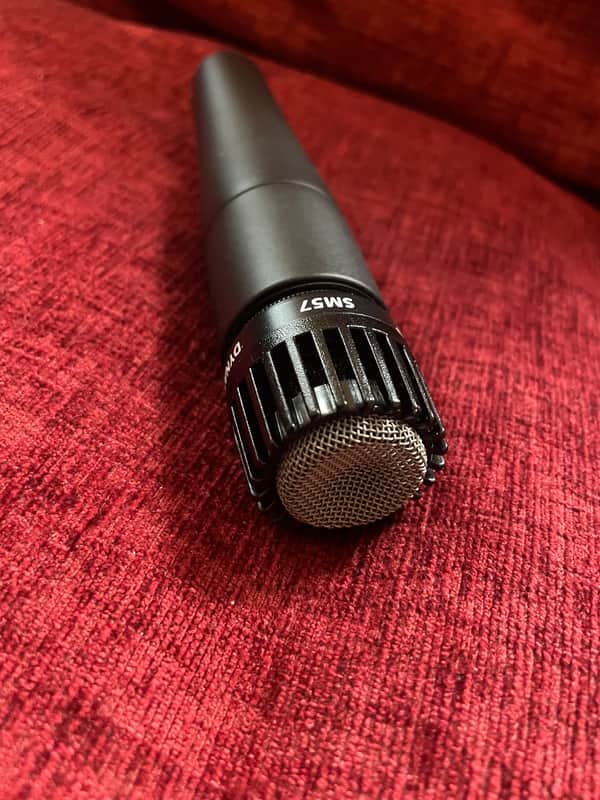 (Mint In Box) Shure SM57 Cardioid Dynamic Microphone 1984 - Present - Black image 1