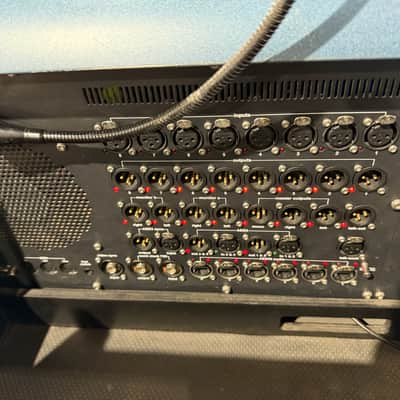 Midas Heritage Digital HD96 Console Package with I/O imagen 12