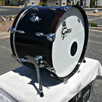 Gretsch USA Custom 22" x 16" Bass Drum - Vintage 60s (?) - Modernized and Re-Wrapped Black Finish - PV MUSIC Drum Shop Inspected / Tuned and Tested - Looks / Sounds Great - Very Good to Excellent Condition image 2