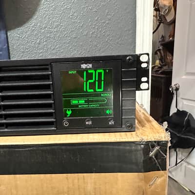 Tripplite 1500VA Smart UPS Back Up, Sine Wave, 1350W Line-Interactive, 2U Rackmount Bild 11