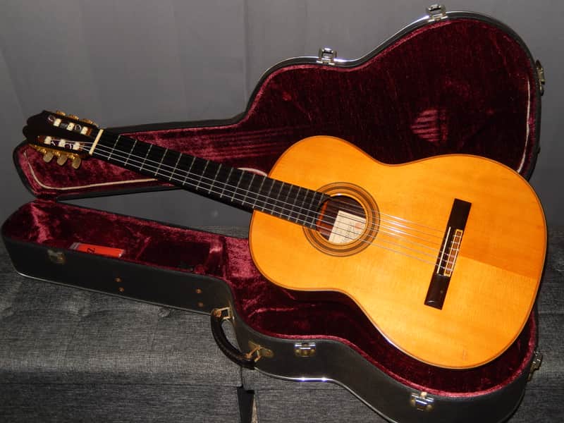 BARGAIN - KAZUO ICHIYANAGI No30 1987 - ROBERT BOUCHET CLASS CLASSICAL CONCERT GUITAR - SPRUCE/BRAZILIAN ROSEWOOD image 1