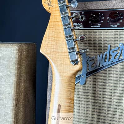 2020 Fender 65 Stratocaster Closet Classic Roasted Ash Natural image 16