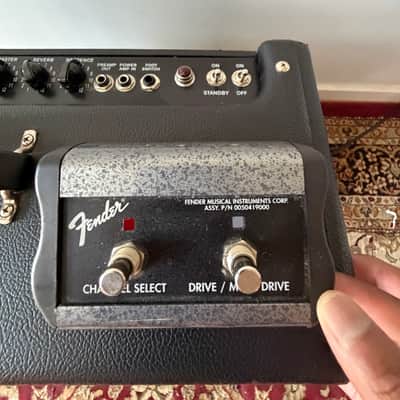 Fender Hot Rod Deluxe 3-Channel 40-Watt 1x12" Guitar Combo 2002 - 2010 - Black image 11