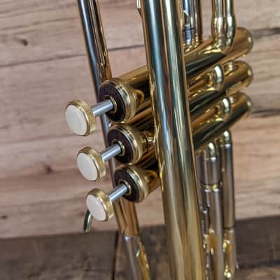 Eastman ETR-420 Trumpet With Case & Mouthpiece image 8