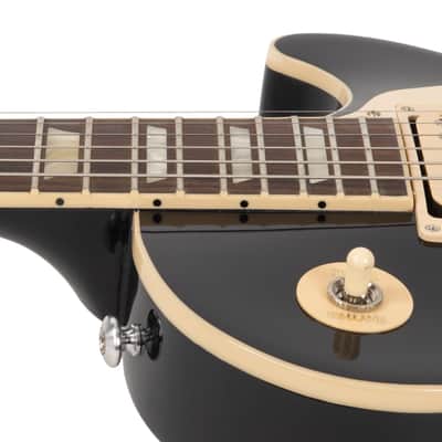 Used Gibson Les Paul Classic Ebony 2021 image 6