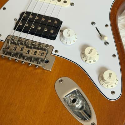 Fender FSR American Special Hand-Stained Stratocaster HSS 2013 - Satin Honey Burst image 5