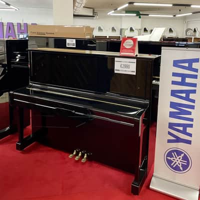 Yamaha U1 PIANOFORTE VERTICALE NERO LUCIDO image 4