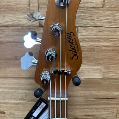 Sadowsky Metro Express Will Lee Artist Line 4- string bass 2024 - High Polish Black  w/gig bag- B- stock image 9