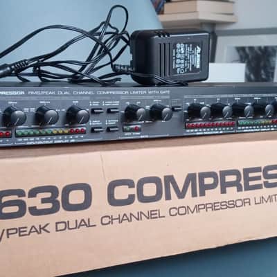 Alesis 3630 Dual-Channel Compressor / Limiter with Gate 1990s - Black image 7