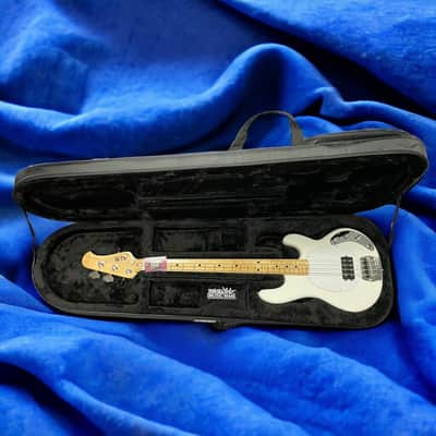 Ernie Ball Music Man StingRay 4 "70's Retro", Gloss White / Maple image 19
