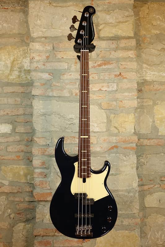 YAMAHA BBP34 MB - 4 Corde Made in Japan - Midnight Blue image 1