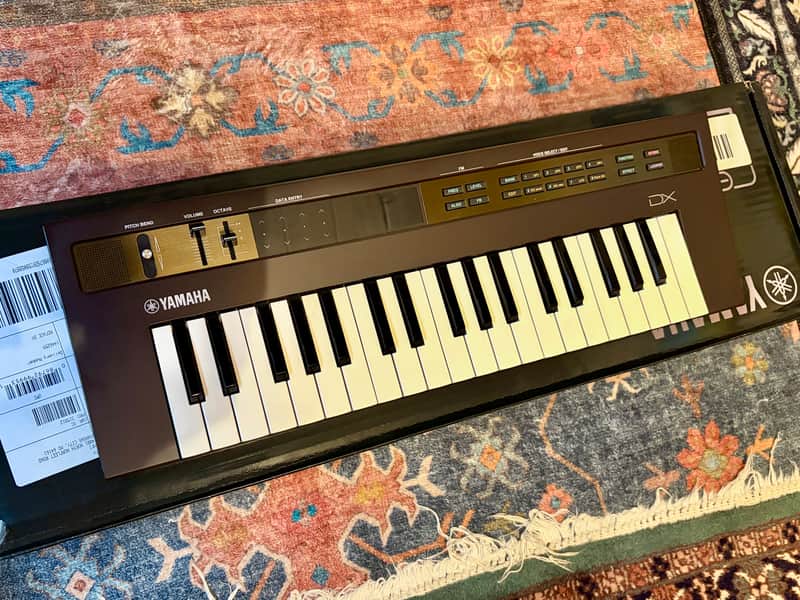 Yamaha Reface DX Mini Mobile Keyboard