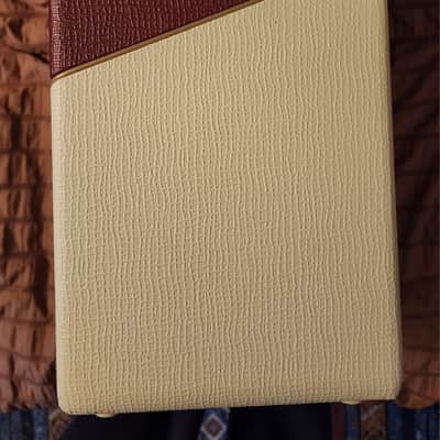 Vox AC4C1-TV-RC Limited Edition 4-Watt 1x10" Guitar Combo - Red and Cream image 5