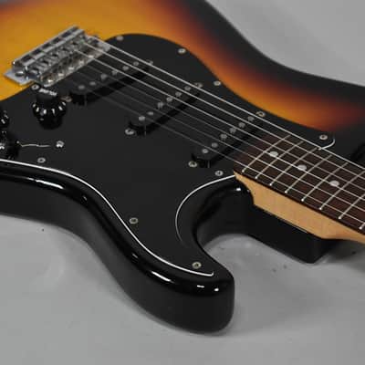 Fender ST-72 CIJ Stratocaster Three Tone Sunburst Finish Electric Guitar image 6