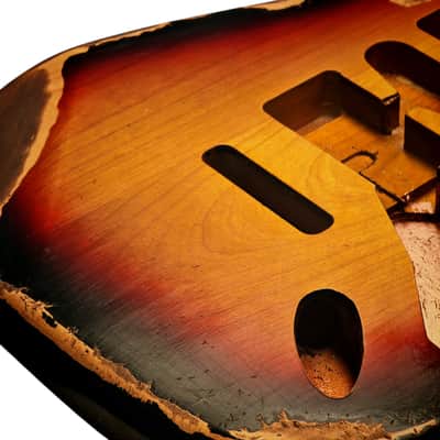Relic NITRO three tone sunburst Gloss Alder Strat guitar body - 1.7kg image 5