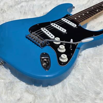 2020 Fender MIJ Hybrid '60s Stratocaster - California Blue - Seymour Duncan Antiquity pickups image 4