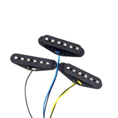Brio Vintage Style Single Coils Alnico V Set of 3 (Cream/Black or White) image 12